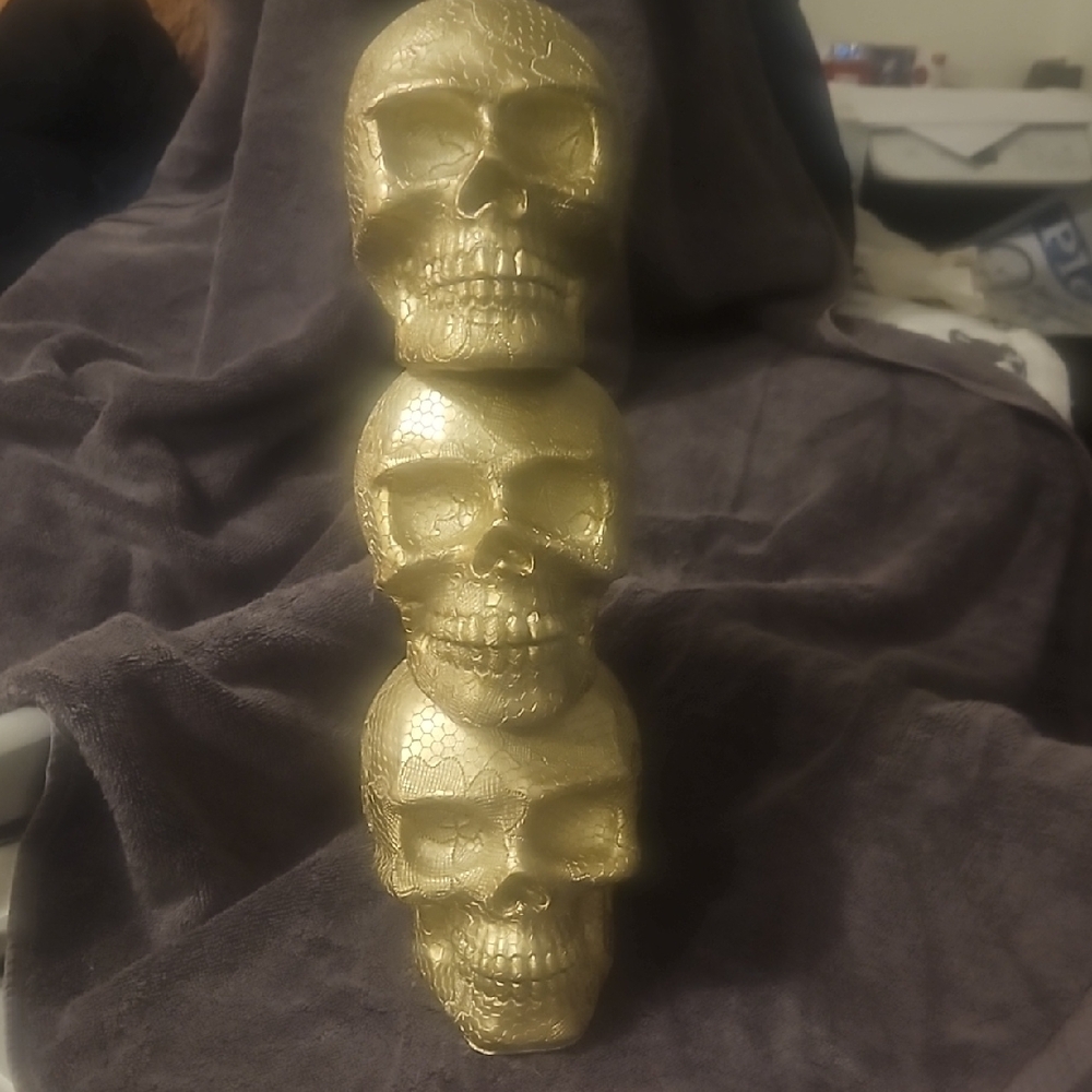 Gold Skull Decor Trio